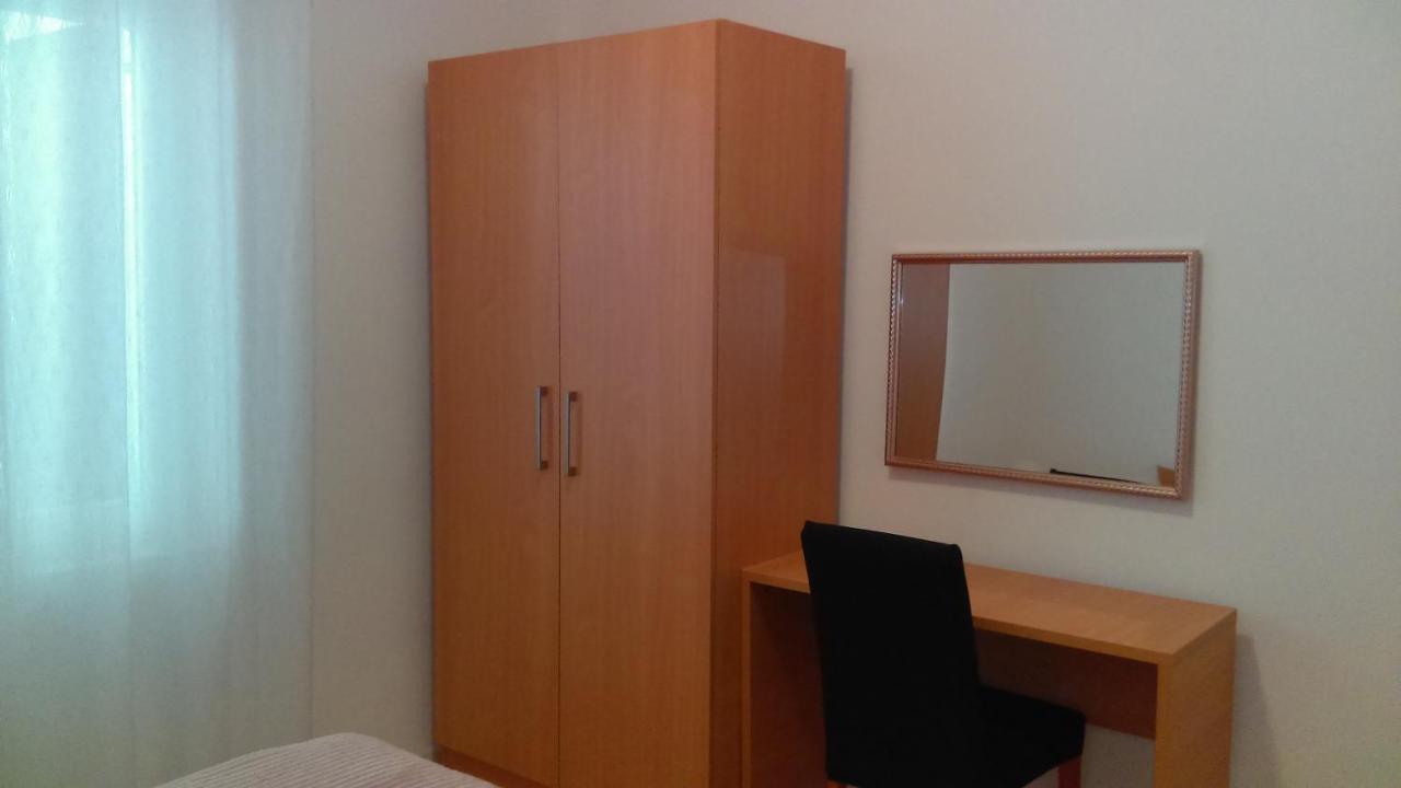Apartman Borna Stari Grad Kültér fotó
