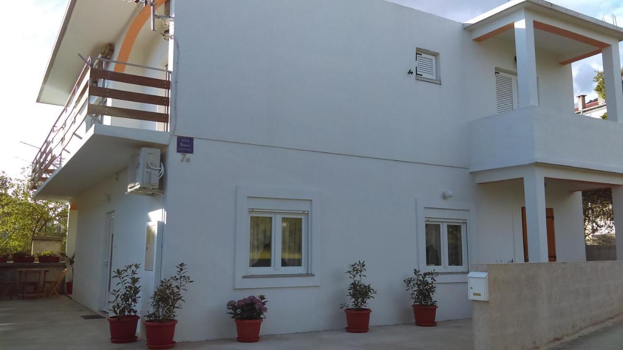 Apartman Borna Stari Grad Kültér fotó